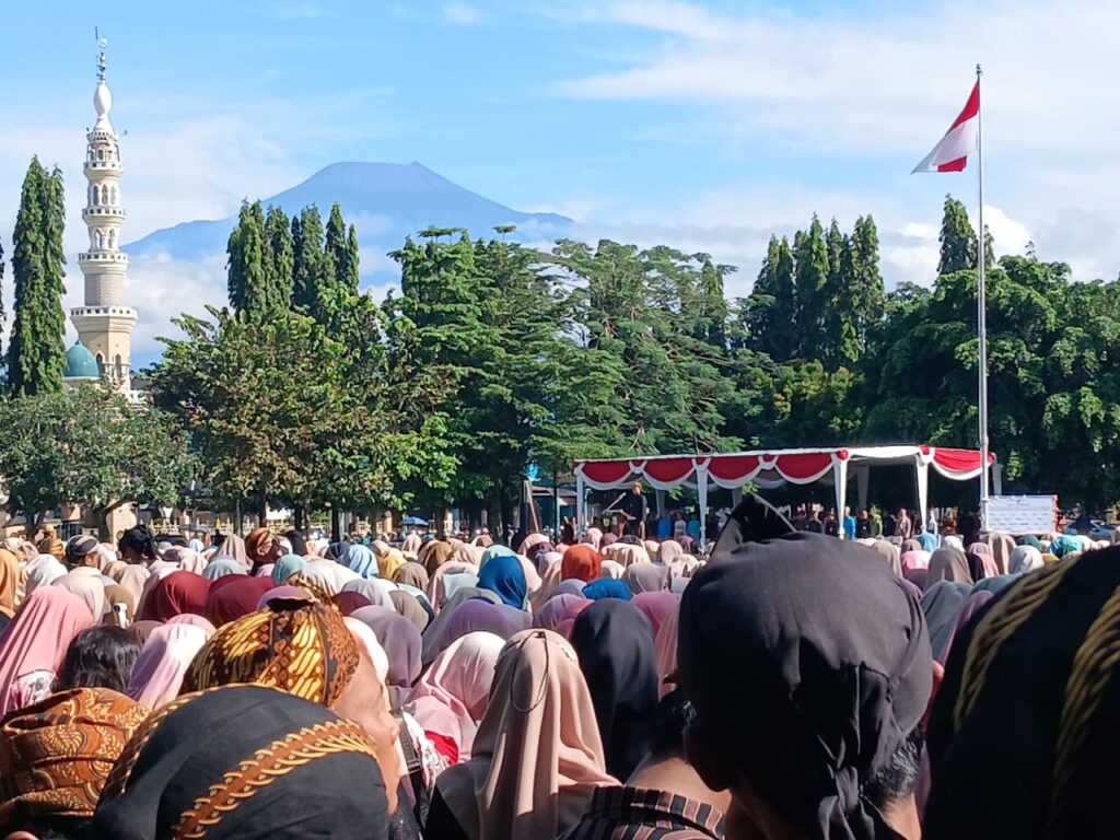 Upacara Hardiknas 2026 MGMP Informatika Purbalingga